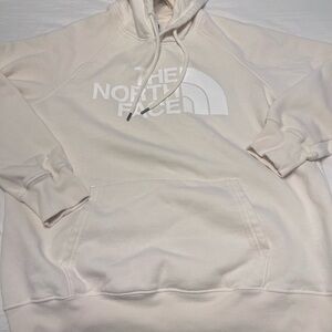 The northface sweatshirt/hoodie